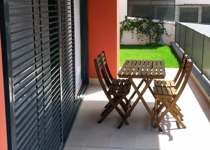 Skytower Apartment *